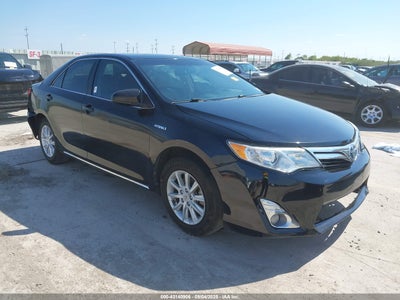 TOYOTA CAMRY HYBRID 2012