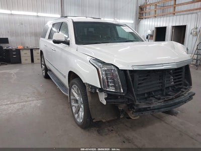 CADILLAC ESCALADE ESV 2017