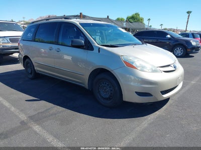 TOYOTA SIENNA 2008
