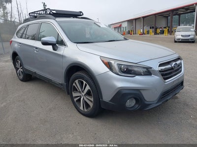 SUBARU OUTBACK 2018