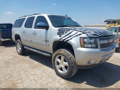 CHEVROLET SUBURBAN 1500 2011