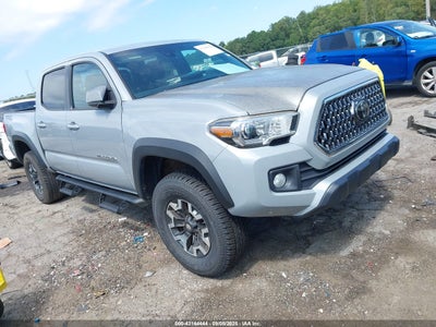 TOYOTA TACOMA 2019