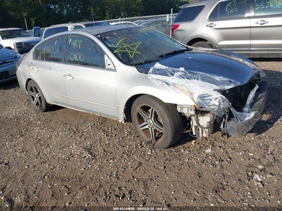 NISSAN ALTIMA 2010