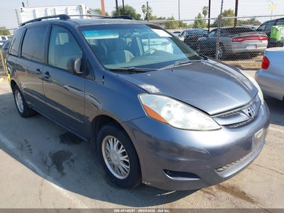TOYOTA SIENNA 2006