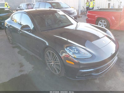 PORSCHE PANAMERA 2018