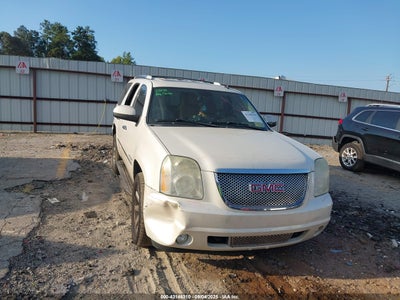 GMC YUKON 2011