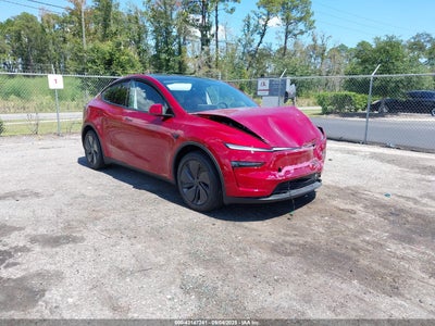 TESLA MODEL Y 2026