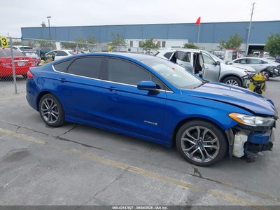 FORD FUSION HYBRID 2017