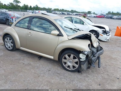 VOLKSWAGEN NEW BEETLE 2001