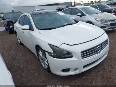 NISSAN MAXIMA 2011