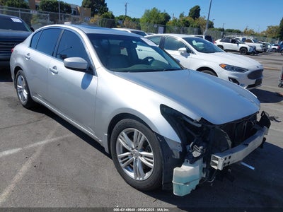 INFINITI G37 2012