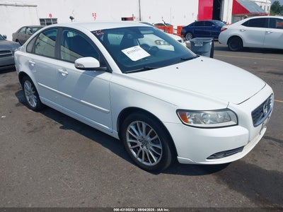 VOLVO S40 2011