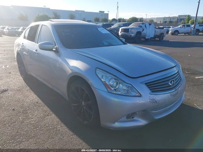 INFINITI G37 2013