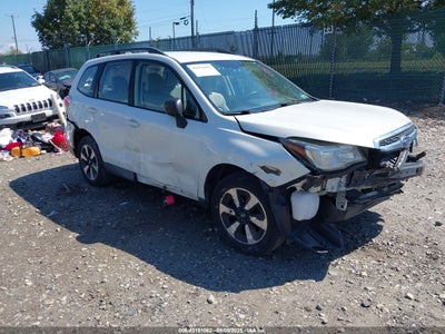 SUBARU FORESTER 2017
