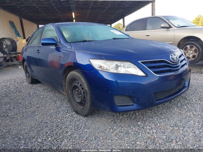 TOYOTA CAMRY 2011