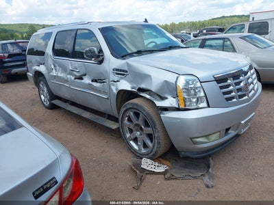 CADILLAC ESCALADE ESV 2010