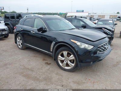 INFINITI FX35 2011