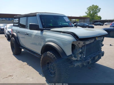 FORD BRONCO 2023