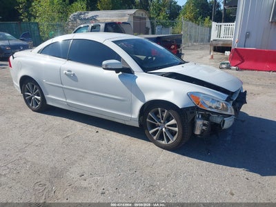 VOLVO C70 2011