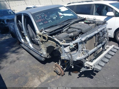 TOYOTA TACOMA 2019