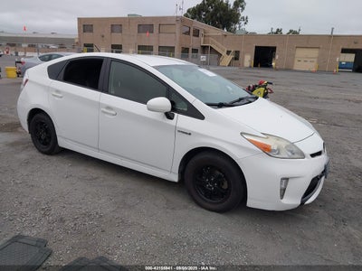 TOYOTA PRIUS 2015