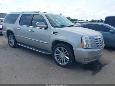 CADILLAC ESCALADE ESV 2011
