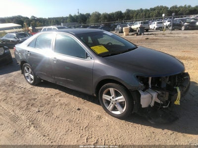 TOYOTA CAMRY 2013