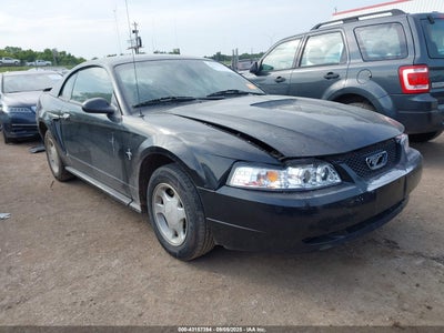 FORD MUSTANG 2001