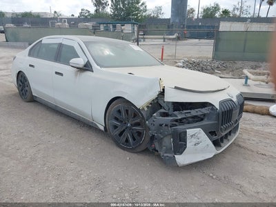 BMW 740 2024