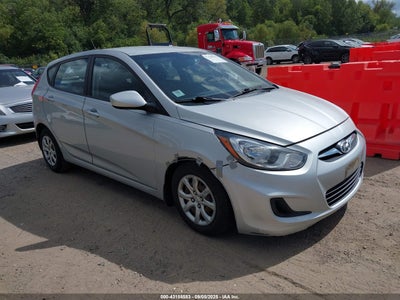 HYUNDAI ACCENT 2013