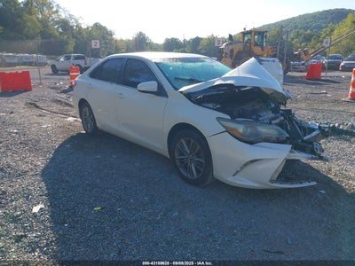 TOYOTA CAMRY 2015