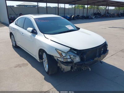 NISSAN MAXIMA 2012