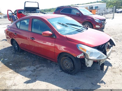NISSAN VERSA 2019