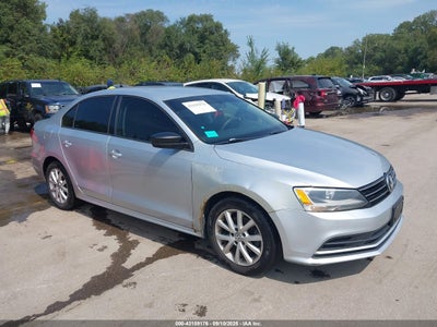 VOLKSWAGEN JETTA 2015