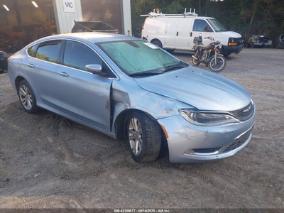 CHRYSLER 200 2015