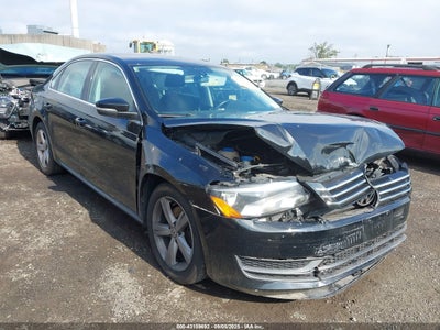 VOLKSWAGEN PASSAT 2014