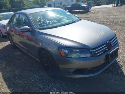 VOLKSWAGEN PASSAT 2012