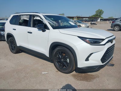 TOYOTA GRAND HIGHLANDER 2025