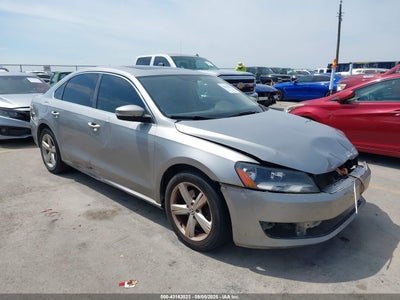VOLKSWAGEN PASSAT 2013
