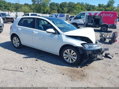 VOLKSWAGEN GOLF 2021