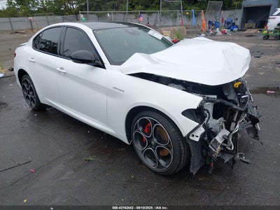ALFA ROMEO GIULIA 2022