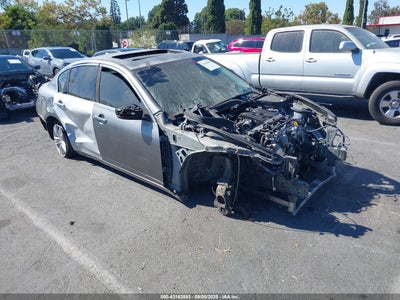 INFINITI G37 2010