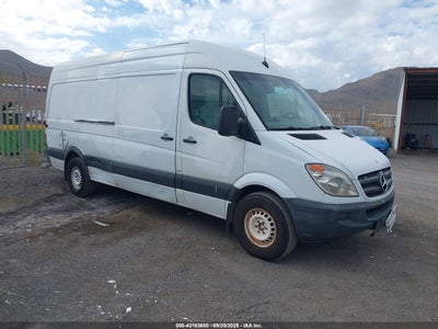 MERCEDES-BENZ SPRINTER 2500 2011