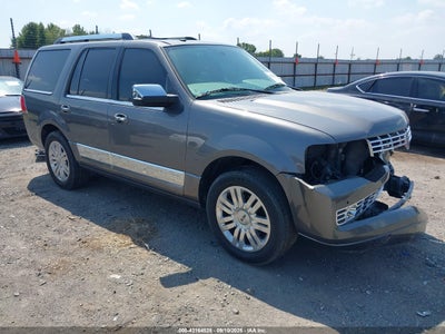 LINCOLN NAVIGATOR 2013