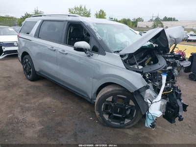 KIA CARNIVAL MPV 2025