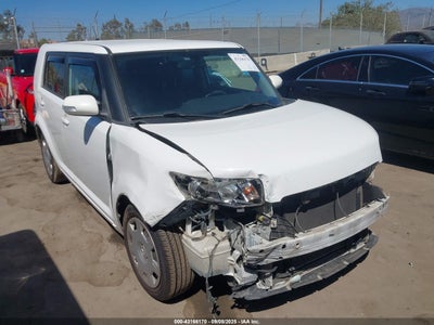 SCION XB 2009