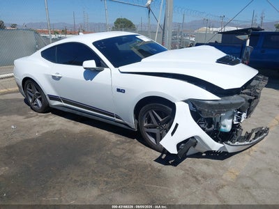 FORD MUSTANG 2024