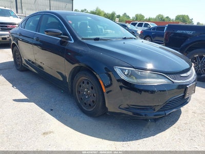 CHRYSLER 200 2015
