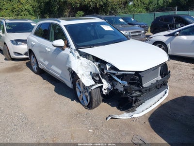 AUDI Q3 2024