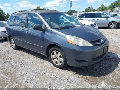 TOYOTA SIENNA 2008